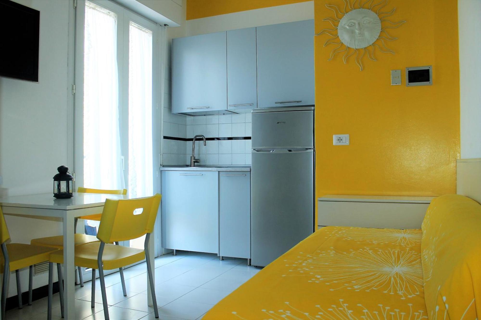 Residence Fiorella Каттолика Экстерьер фото